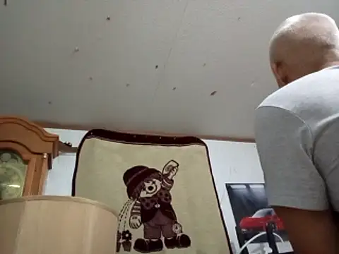 Xoc8  online show from 11/29/25, 01:52