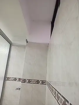 AnthonelaDuque online show from 02/18/25, 11:44