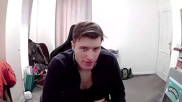 PKrisztian online show from 04/08/26, 01:44