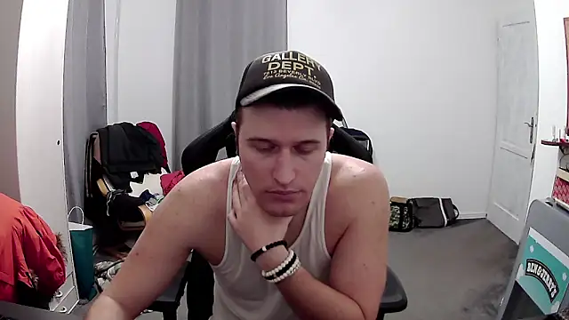 PKrisztian online show from 04/22/26, 06:42