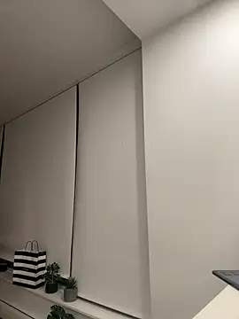 jAsMinE678 online show from 02/16/25, 03:47