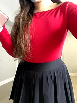 jAsMinE678 online show from 10/26/25, 06:47