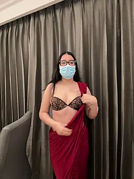 jAsMinE678 online show from 06/03/26, 05:21