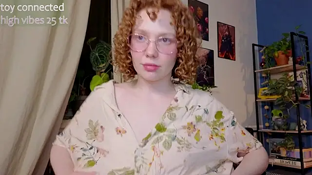 Snapshot of _lightmyfire chatting on 02/01/25, 08:26 lightmyfire online show from 02/01/25, 08:26