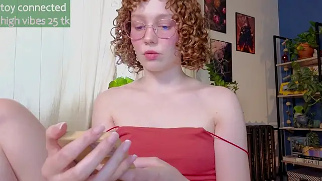 Snapshot of _lightmyfire chatting on 02/13/25, 11:06 lightmyfire online show from 02/13/25, 11:06