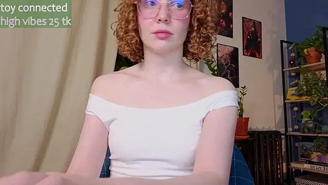 Snapshot of _lightmyfire chatting on 02/15/25, 07:39 lightmyfire online show from 02/15/25, 07:39