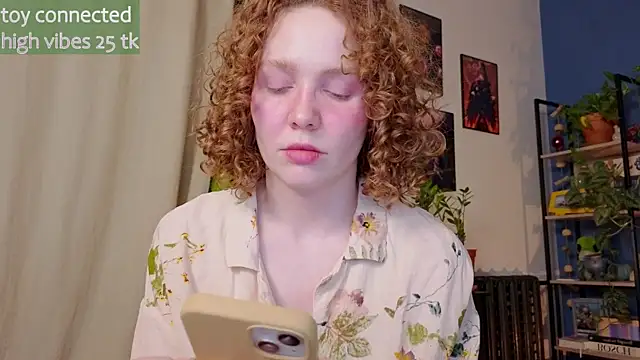 Snapshot of _lightmyfire chatting on 02/15/25, 10:42 lightmyfire online show from 02/15/25, 10:42