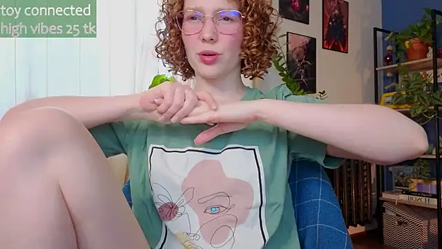 Snapshot of _lightmyfire chatting on 02/16/25, 01:16 lightmyfire online show from 02/16/25, 01:16