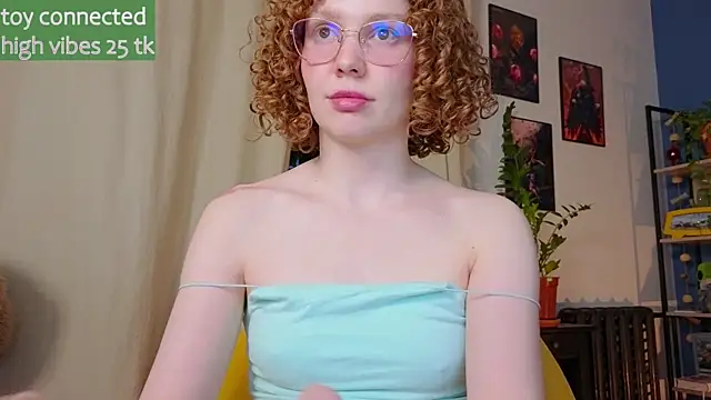 Snapshot of _lightmyfire chatting on 03/01/25, 03:27 lightmyfire online show from 03/01/25, 03:27