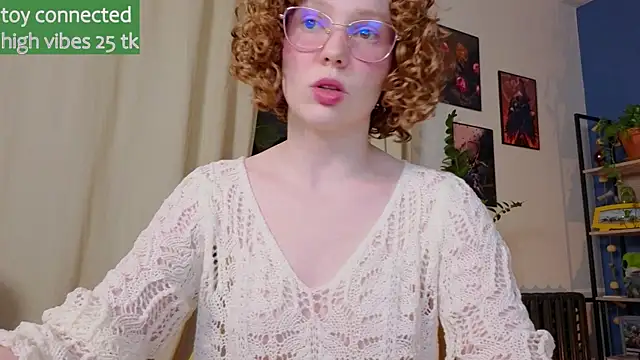 Snapshot of _lightmyfire chatting on 03/15/25, 04:10 lightmyfire online show from 03/15/25, 04:10