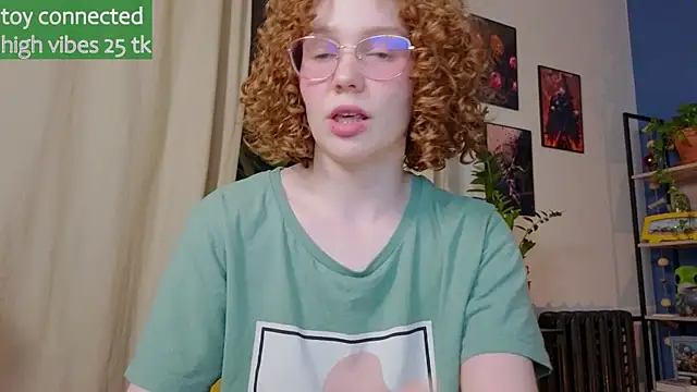 Snapshot of _lightmyfire chatting on 03/21/25, 08:29 lightmyfire online show from 03/21/25, 08:29