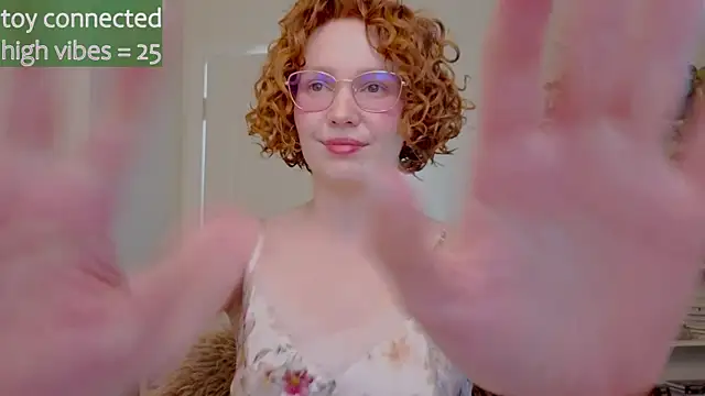 Snapshot of _lightmyfire chatting on 09/12/25, 08:14 lightmyfire online show from 09/12/25, 08:14