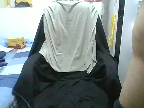 gian1230 online show from 04/25/26, 06:16