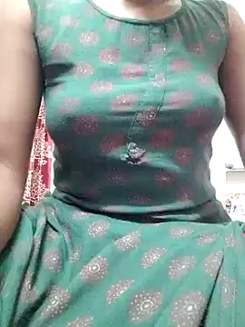 rituporna2004 online show from 12/27/24, 04:10