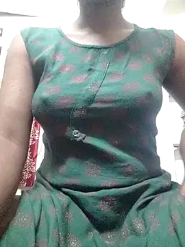 rituporna2004 online show from 02/15/25, 12:04