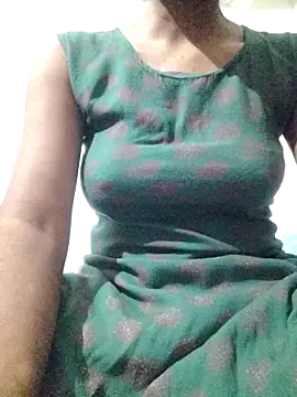 rituporna2004 online show from 02/14/26, 02:19