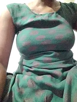 rituporna2004 online show from 04/07/26, 12:00