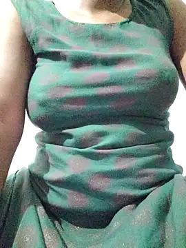 rituporna2004 online show from 04/22/26, 02:03