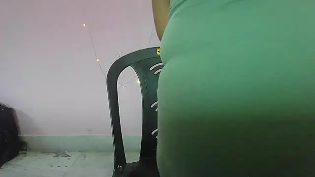 my-laila online show from 01/12/26, 07:24