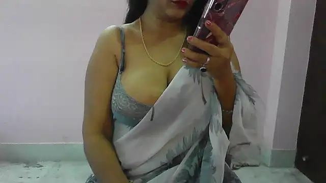 my-laila online show from 02/26/26, 06:01