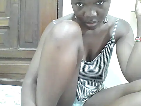 Ebony Sweetcandy online show from 04/18/26, 07:58