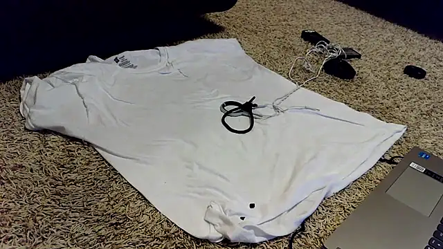 Snapshot of femgui69 chatting on 12/03/25, 09:46 femgui69 online show from 12/03/25, 09:46