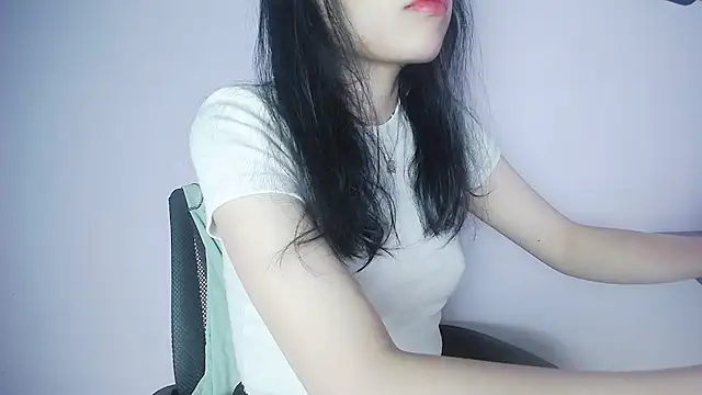 Baenee online show from 02/19/25, 02:12