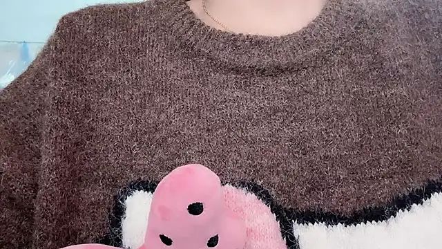 Baenee online show from 11/29/25, 12:13