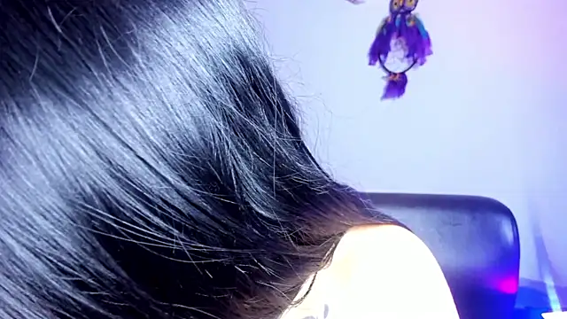 Snapshot of AilynRed chatting on 01/09/25, 07:10 AilynRed online show from 01/09/25, 07:10