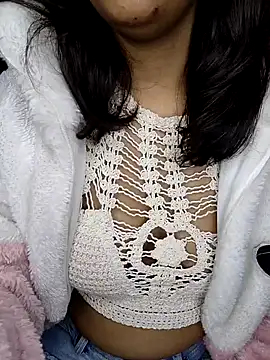 Snapshot of Leeeezzzz_roy chatting on 12/22/24, 09:20 Leeeezzzz roy online show from 12/22/24, 09:20