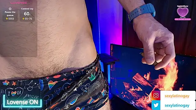 sexyboycolombi4 online show from 03/18/26, 11:02