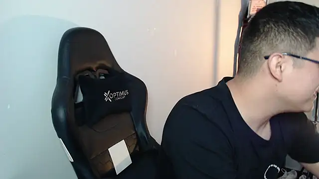 Plug Control online show from 02/12/26, 06:36