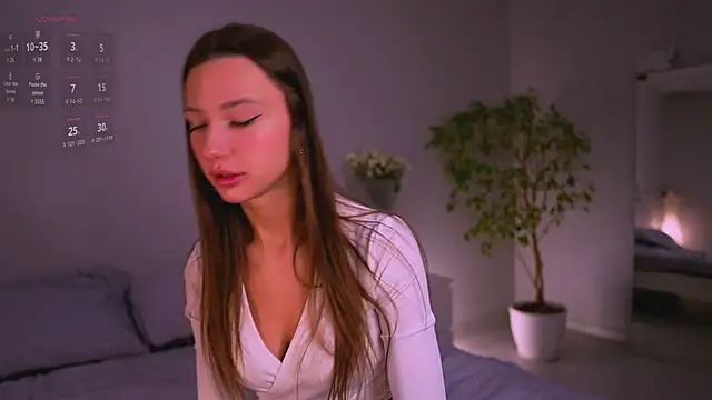 Snapshot of new_Claire chatting on 03/19/25, 05:08 new Claire online show from 03/19/25, 05:08