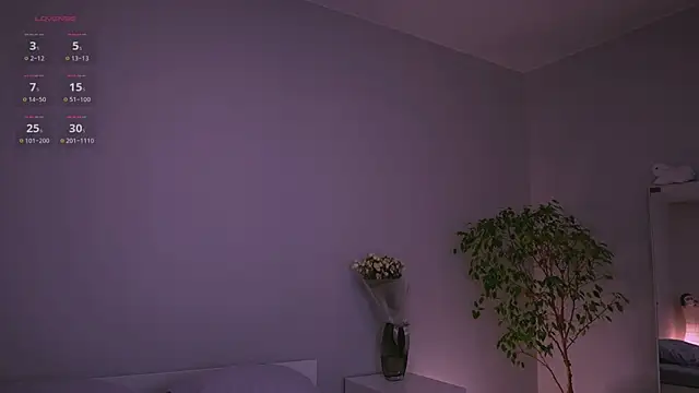 Snapshot of new_Claire chatting on 03/22/25, 01:52 new Claire online show from 03/22/25, 01:52