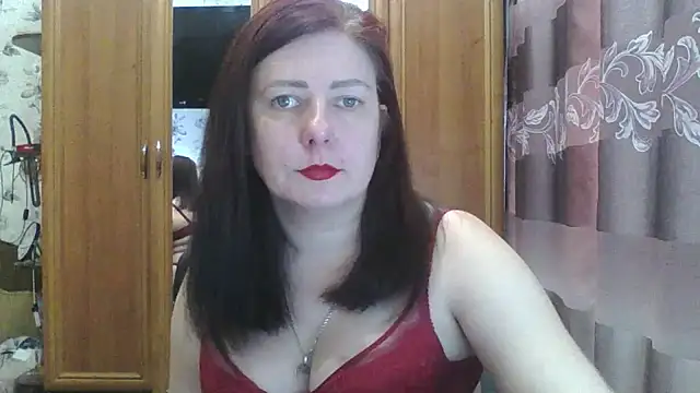 Snapshot of SophieNightAh chatting on 12/16/24, 09:35 SophieNightAh online show from 12/16/24, 09:35