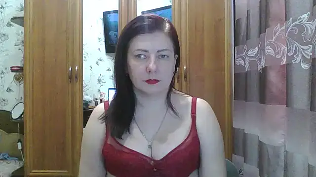 Snapshot of SophieNightAh chatting on 12/22/24, 09:11 SophieNightAh online show from 12/22/24, 09:11