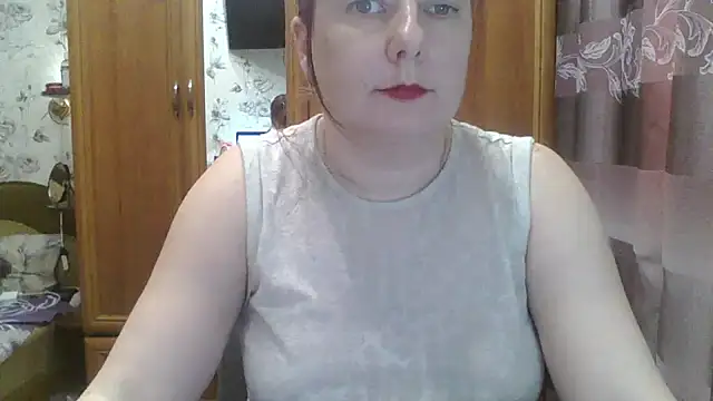 Snapshot of SophieNightAh chatting on 01/25/25, 08:21 SophieNightAh online show from 01/25/25, 08:21