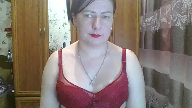 Snapshot of SophieNightAh chatting on 02/06/25, 02:26 SophieNightAh online show from 02/06/25, 02:26