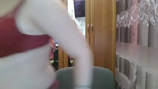 Snapshot of SophieNightAh chatting on 03/11/25, 12:39 SophieNightAh online show from 03/11/25, 12:39