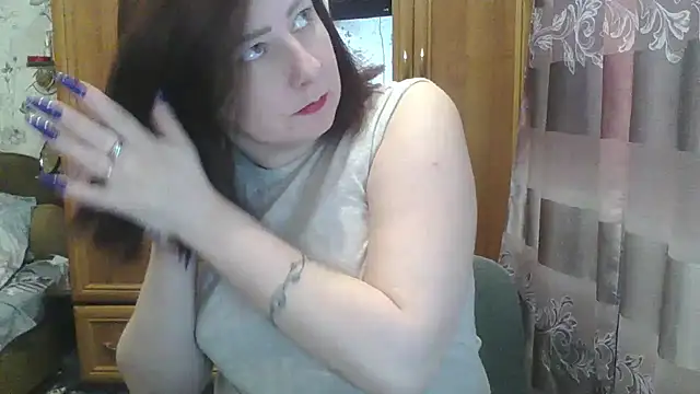 Snapshot of SophieNightAh chatting on 03/21/25, 12:17 SophieNightAh online show from 03/21/25, 12:17