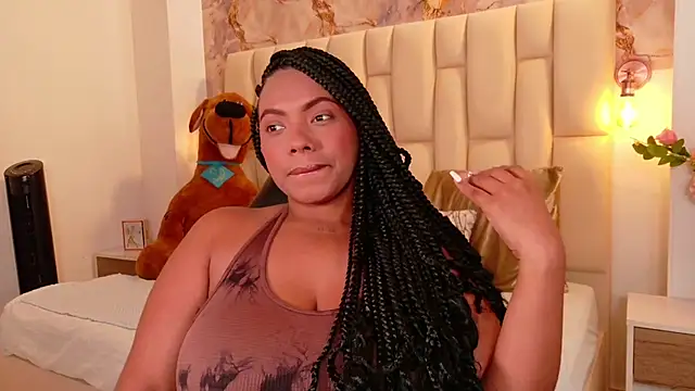 lia mariana online show from 10/29/25, 05:25