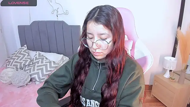 Amy joones online show from 04/15/26, 11:28