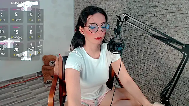 emma unu online show from 07/24/26, 02:53