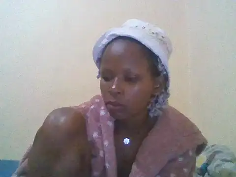 Snapshot of CharlotteDee chatting on 11/27/25, 07:38 CharlotteDee online show from 11/27/25, 07:38