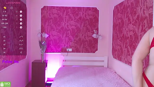 VerySweetKate111 online show from 02/14/26, 10:45