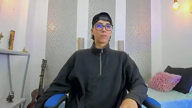 Nikolay Gregori online show from 03/18/25, 10:14