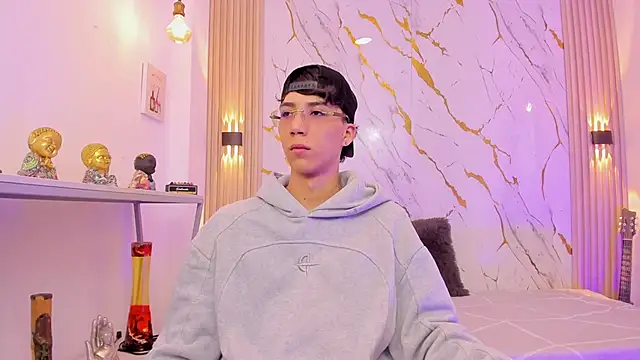 Nikolay Gregori online show from 04/02/26, 04:21