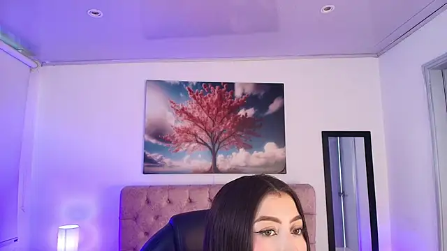 Julianaa Castro  online show from 02/13/26, 11:50