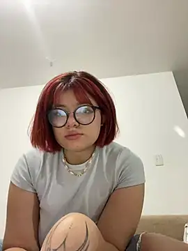 Snapshot of Gaby_Danna chatting on 12/16/24, 10:18 Gaby Danna online show from 12/16/24, 10:18