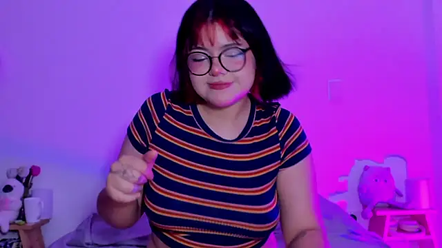 Snapshot of Gaby_Danna chatting on 01/31/25, 12:06 Gaby Danna online show from 01/31/25, 12:06